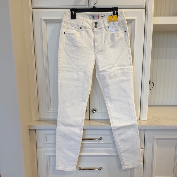 Cabi Cinch Skinny Jean-White-Size 6 (NWT) - Picture 2 of 3